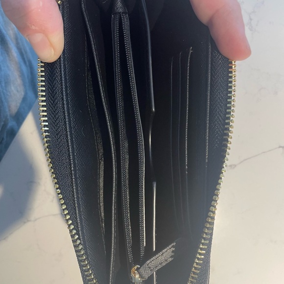 Michael Kors Black Wallet - Picture 2 of 2